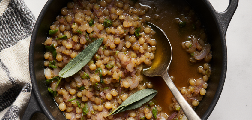 Four-Ingredient Sage and Onion Stewed Lentils